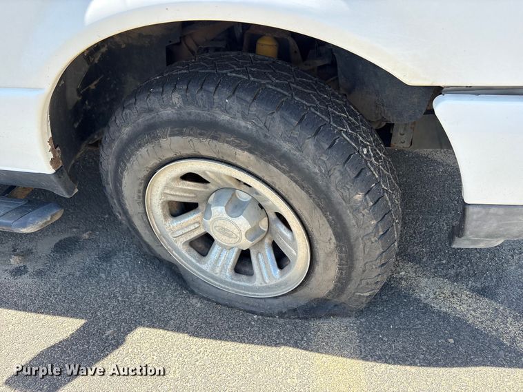 image for item ET0711 2011 Ford Ranger Ext. Cab pickup truck