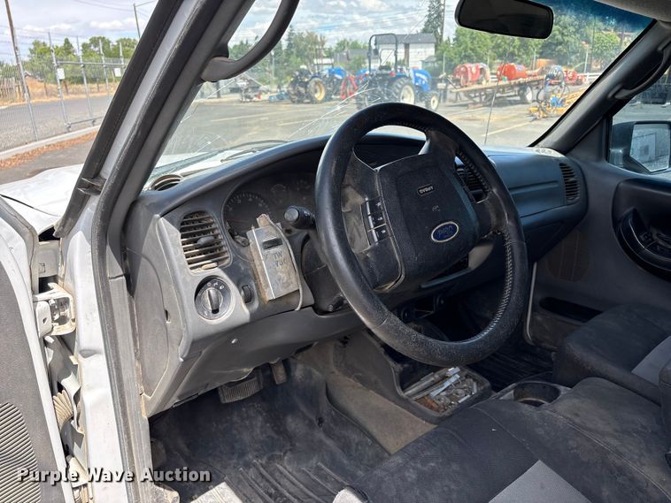 image for item ET0711 2011 Ford Ranger Ext. Cab pickup truck