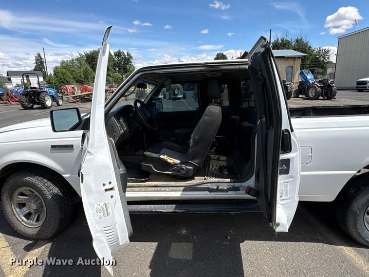 image for item ET0711 2011 Ford Ranger Ext. Cab pickup truck