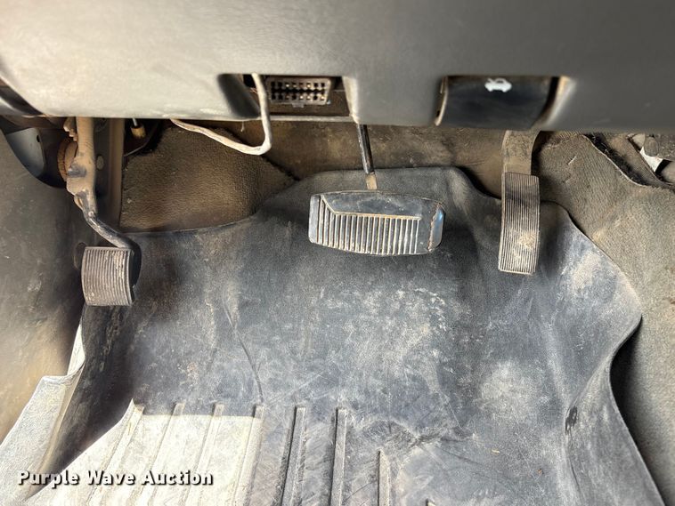image for item ET0711 2011 Ford Ranger Ext. Cab pickup truck
