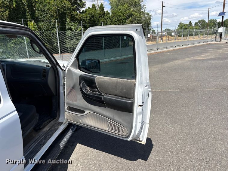 image for item ET0711 2011 Ford Ranger Ext. Cab pickup truck