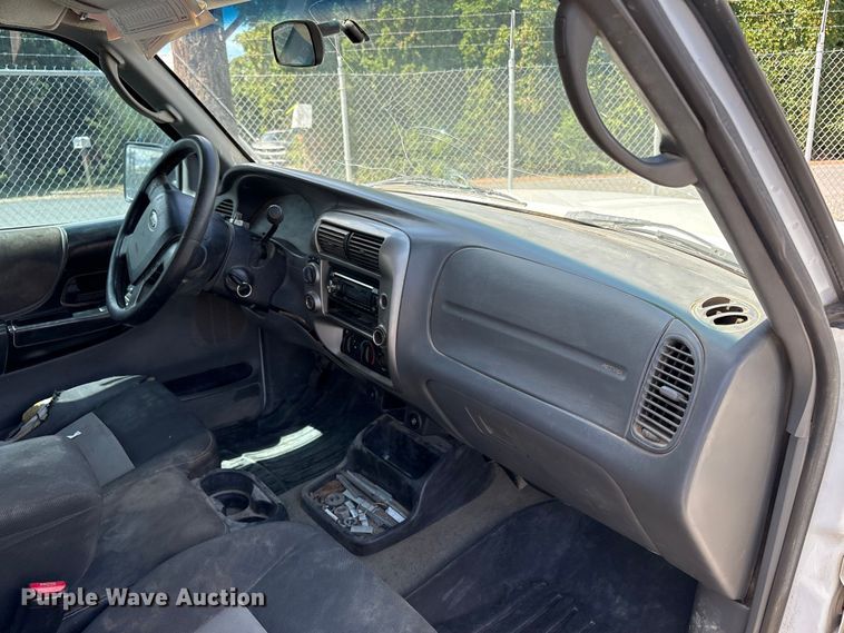 image for item ET0711 2011 Ford Ranger Ext. Cab pickup truck