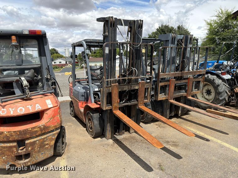 image for item ET0715 Toyota 7FGU25 forklift