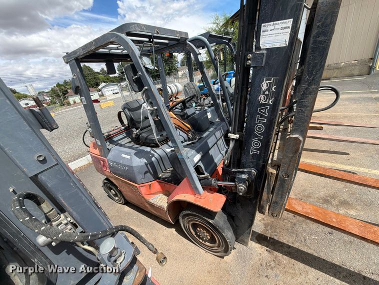 image for item ET0715 Toyota 7FGU25 forklift