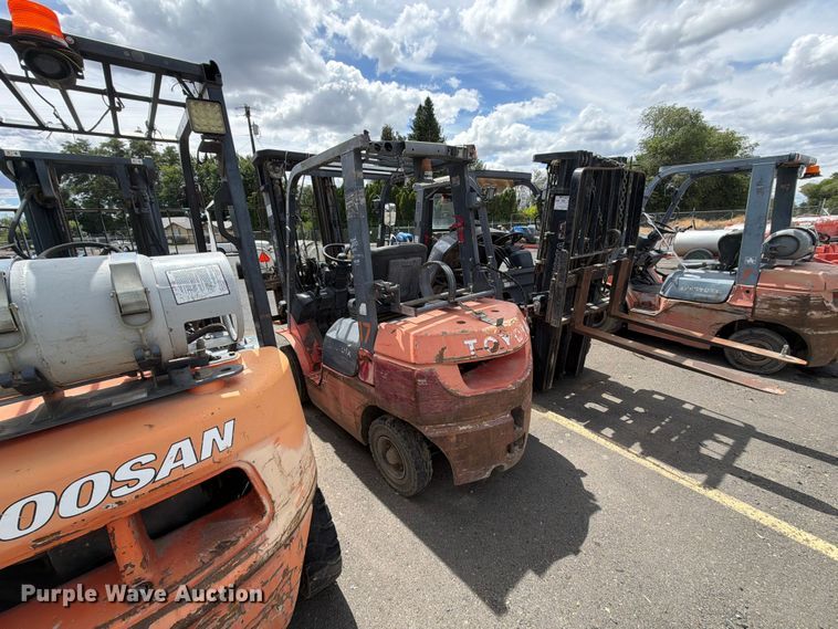 image for item ET0715 Toyota 7FGU25 forklift