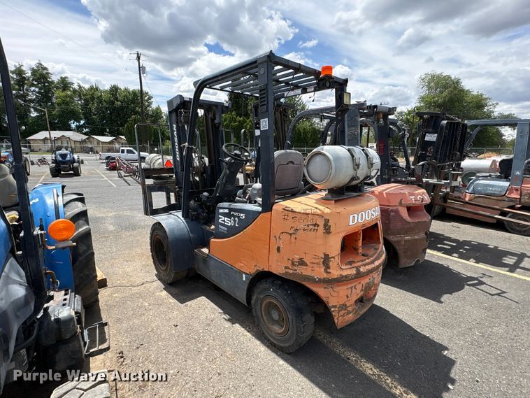 image for item ET0716 Doosan G25P-5 forklift