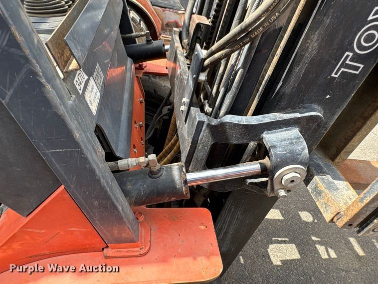 image for item ET0717 2006 Toyota 7FGU25 forklift