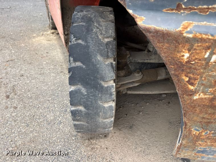 image for item ET0717 2006 Toyota 7FGU25 forklift