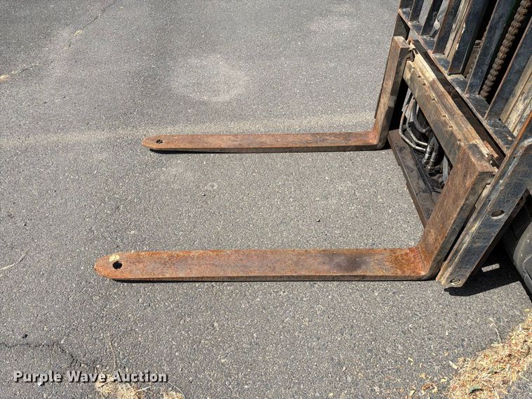 image for item ET0718 Toyota 7FGU25 forklift