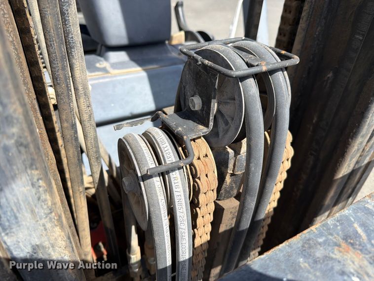 image for item ET0718 Toyota 7FGU25 forklift