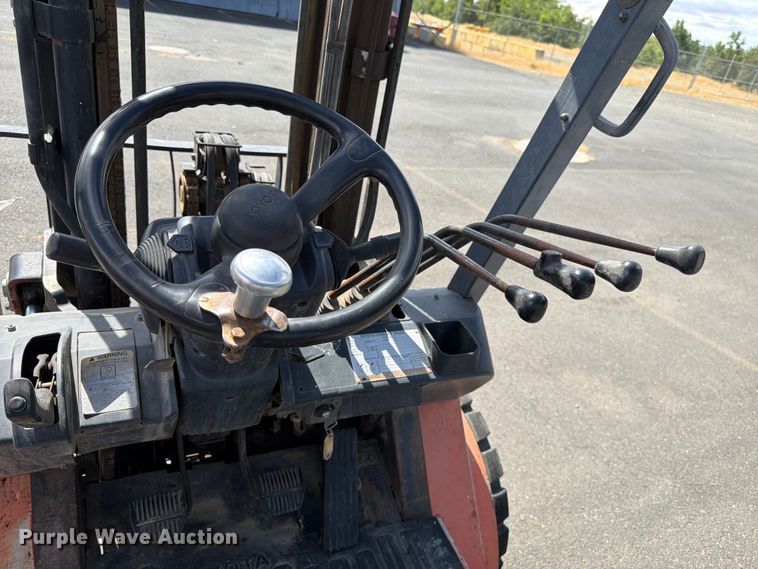 image for item ET0718 Toyota 7FGU25 forklift