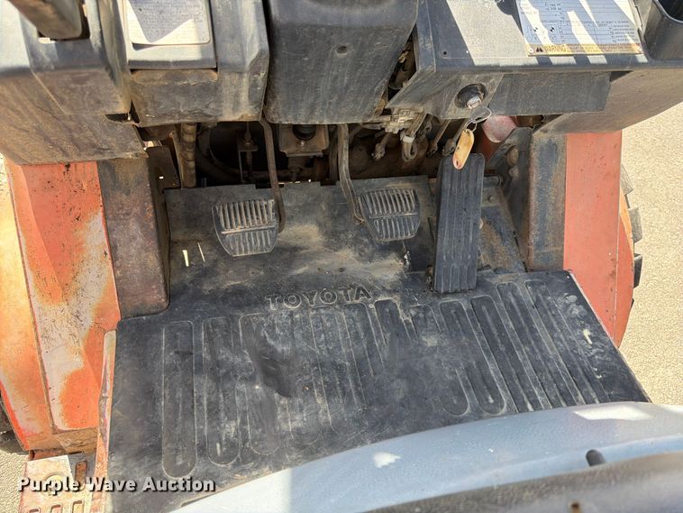 image for item ET0718 Toyota 7FGU25 forklift