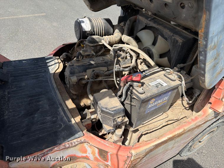 image for item ET0718 Toyota 7FGU25 forklift