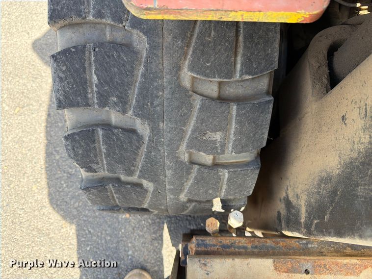 image for item ET0718 Toyota 7FGU25 forklift