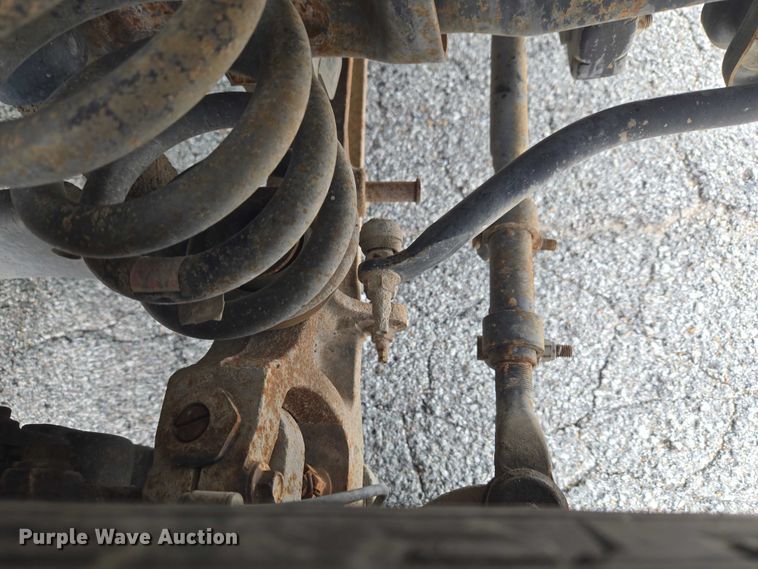 image for item ET5037 2018 Ford E450 refrigerated truck