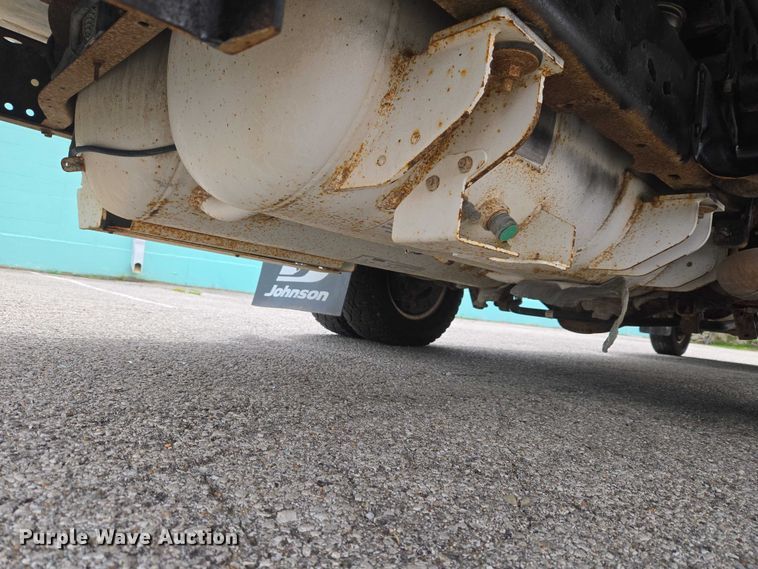 image for item ET5037 2018 Ford E450 refrigerated truck