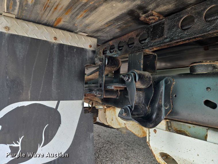 image for item ET5037 2018 Ford E450 refrigerated truck