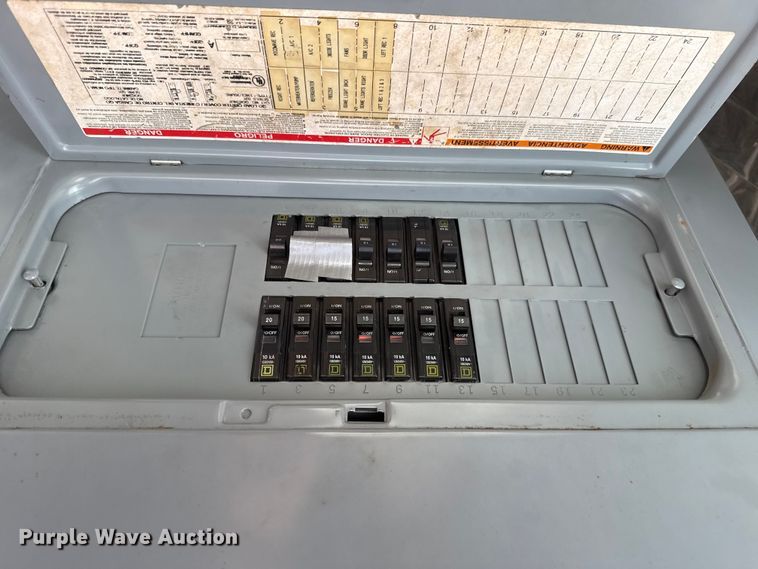 image for item ET6371 2002 Freightliner MT45 Chassis food truck