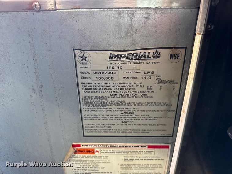 image for item ET6371 2002 Freightliner MT45 Chassis food truck