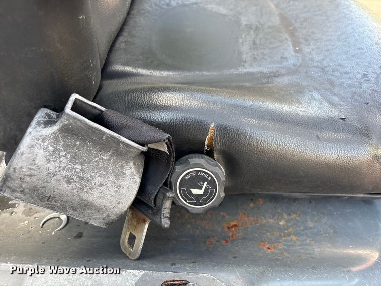 image for item EU0749 2004 Toyota 7FGU25 forklift