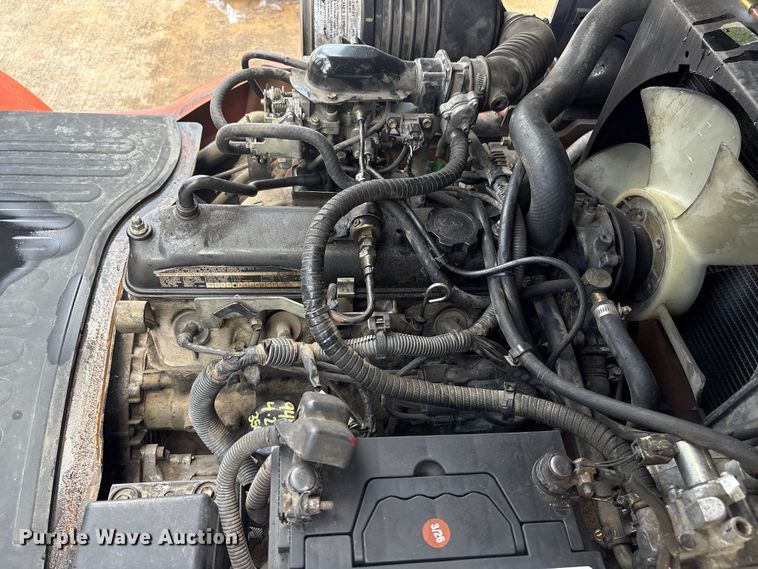 image for item EU0749 2004 Toyota 7FGU25 forklift