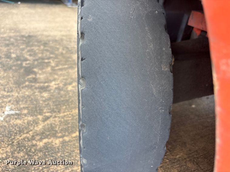 image for item EU0749 2004 Toyota 7FGU25 forklift