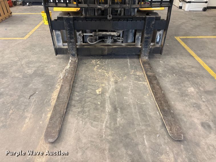 image for item EU0756 2014 Hyundai EQ60L7A forklift