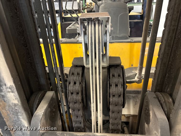 image for item EU0756 2014 Hyundai EQ60L7A forklift