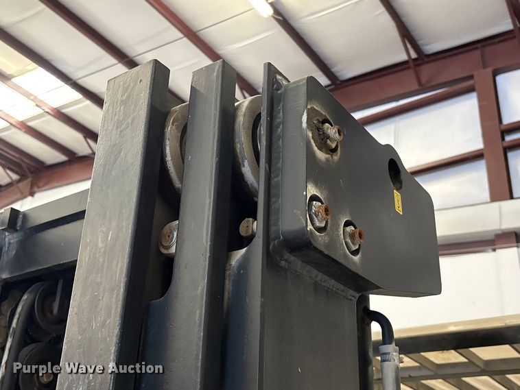 image for item EU0756 2014 Hyundai EQ60L7A forklift
