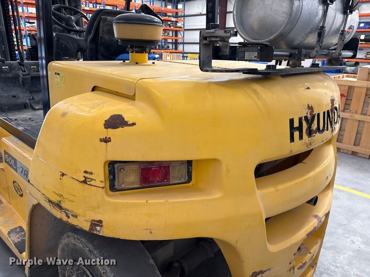 image for item EU0756 2014 Hyundai EQ60L7A forklift