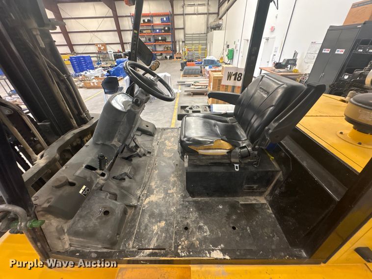 image for item EU0756 2014 Hyundai EQ60L7A forklift
