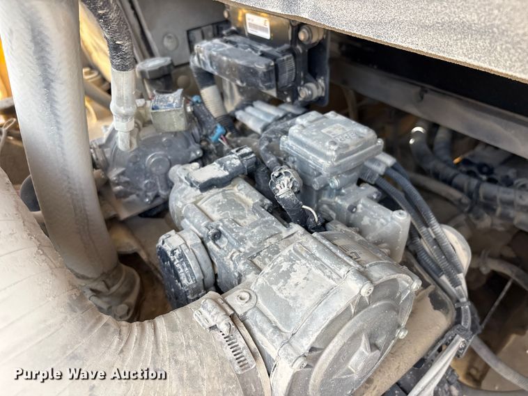 image for item EU0756 2014 Hyundai EQ60L7A forklift