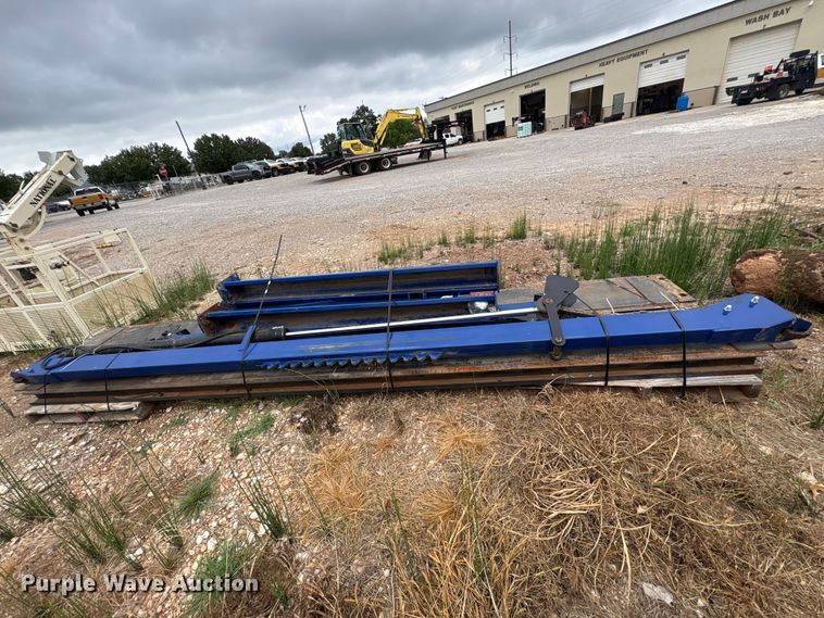 image for item EU5783 Gemini auto lifts four post automotive lift