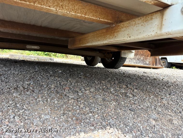image for item EU5784 2003 S and H Trailers enclosed cargo trailer