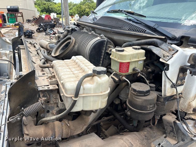 image for item EU5788 2007 Chevrolet C4 flatbed truck