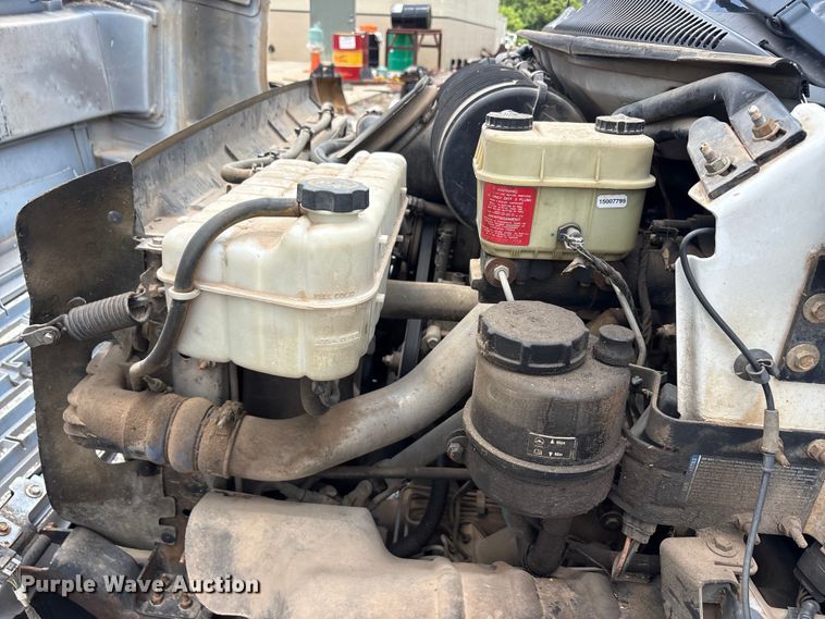 image for item EU5788 2007 Chevrolet C4 flatbed truck