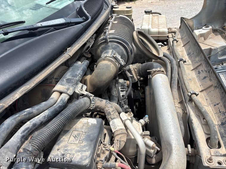 image for item EU5788 2007 Chevrolet C4 flatbed truck