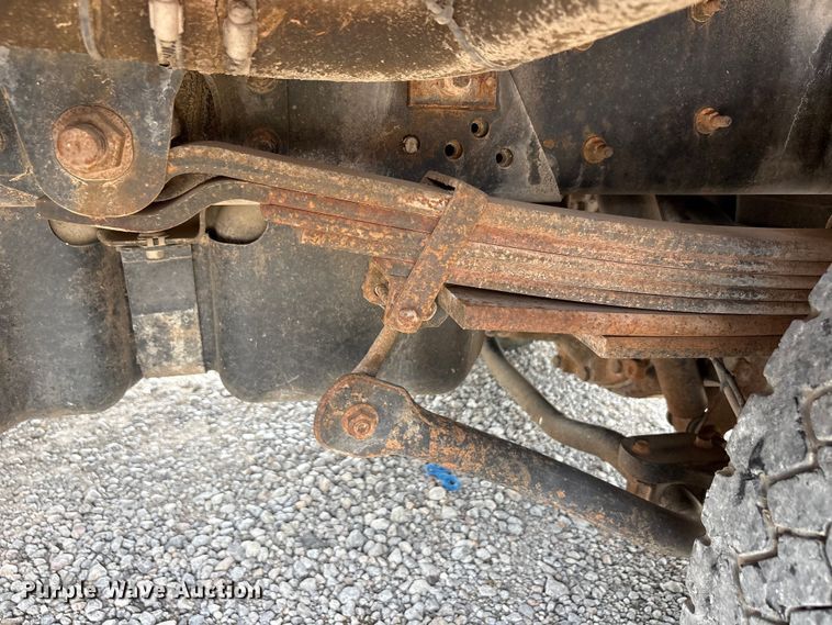 image for item EU5788 2007 Chevrolet C4 flatbed truck
