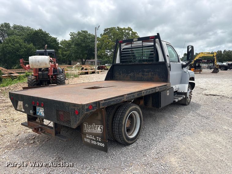 image for item EU5789 2007 Chevrolet C4 flatbed truck