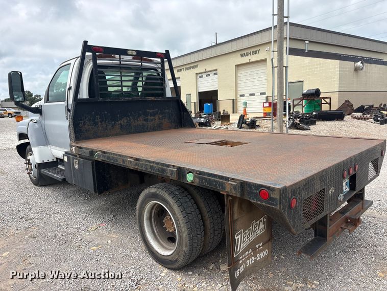 image for item EU5789 2007 Chevrolet C4 flatbed truck