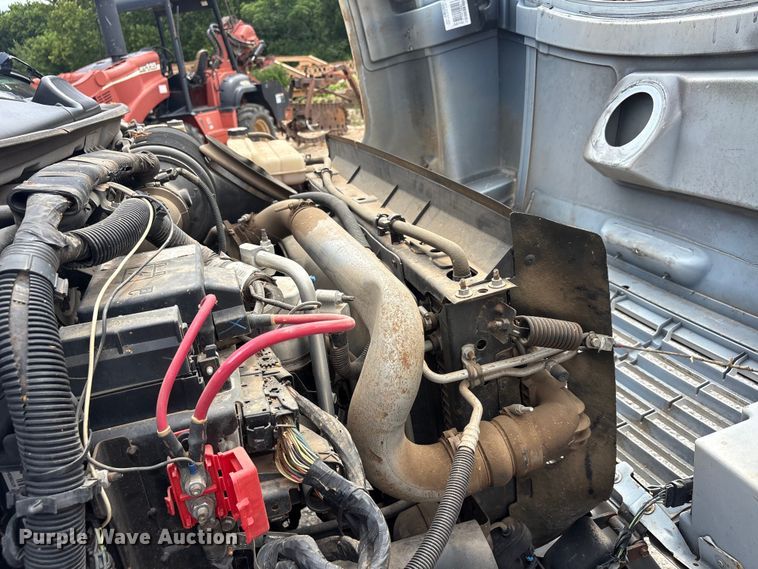 image for item EU5789 2007 Chevrolet C4 flatbed truck