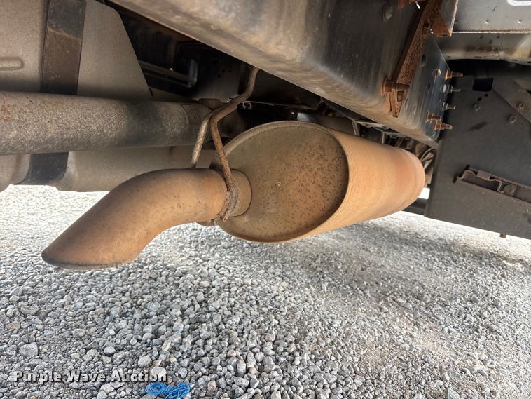 image for item EU5789 2007 Chevrolet C4 flatbed truck