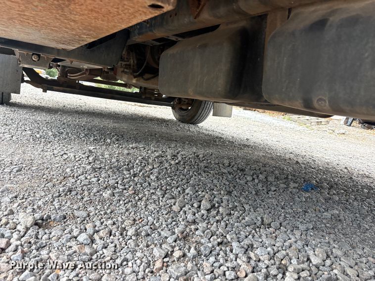 image for item EU5789 2007 Chevrolet C4 flatbed truck