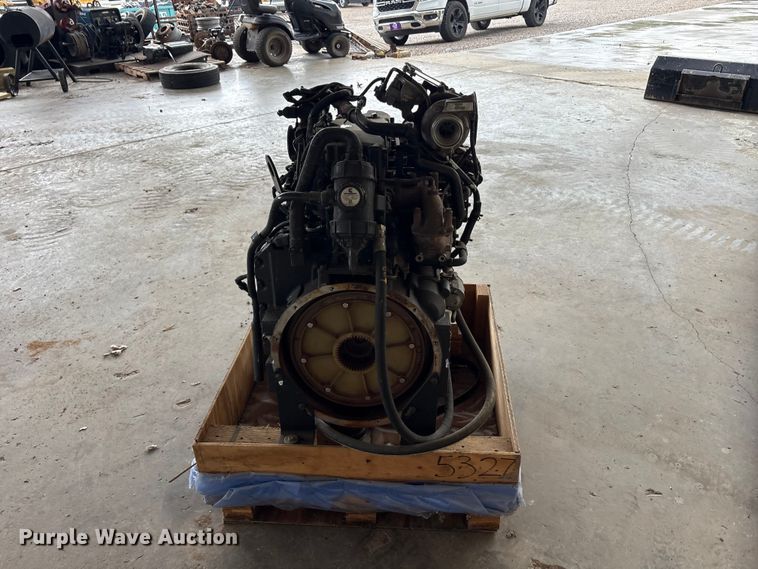 image for item EU5792 Cummins engine