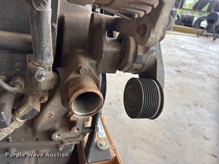 image for item EU5792 Cummins engine