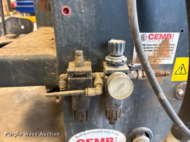 image for item EU5793 Cemb SM915ATI tire machine