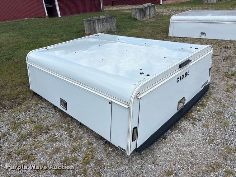 image for item EU5795 Are D376-23 pickup truck topper