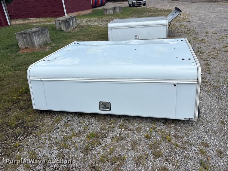 image for item EU5795 Are D376-23 pickup truck topper
