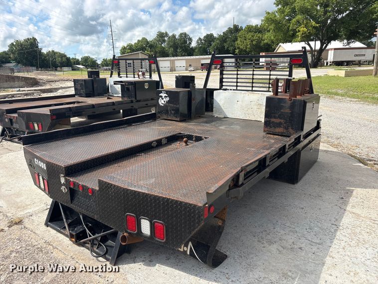 image for item EU5796 Pickup truck flatbed