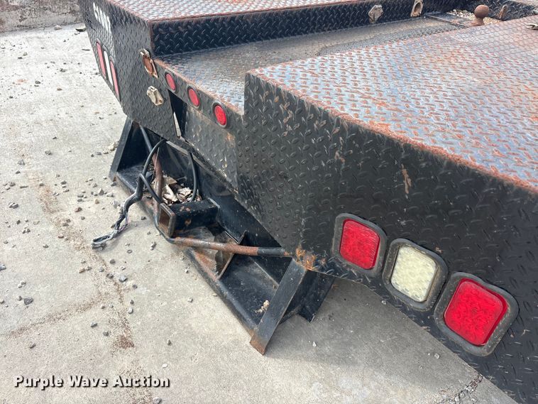image for item EU5797 Pickup truck flatbed